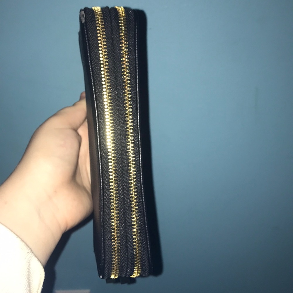 Wallet - Picture 2 of 3